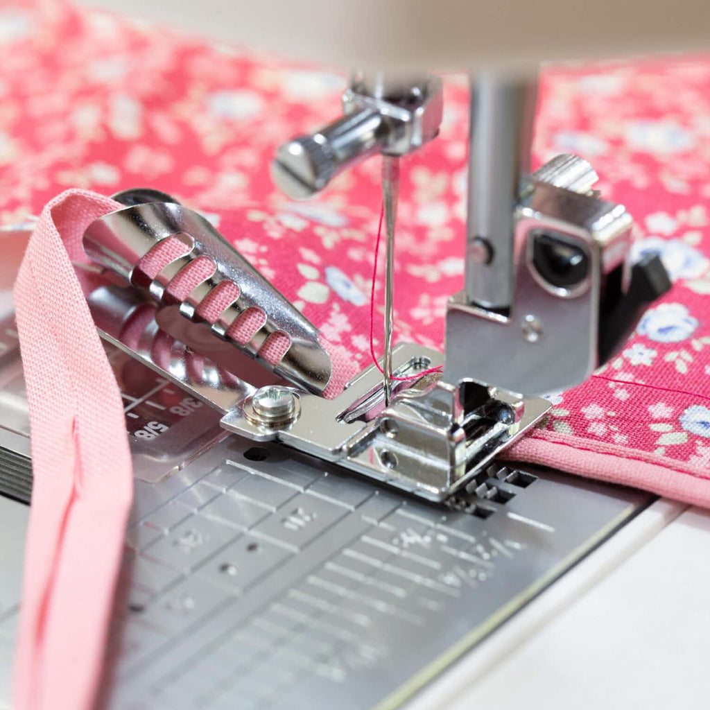 Elna eXcellence 680+