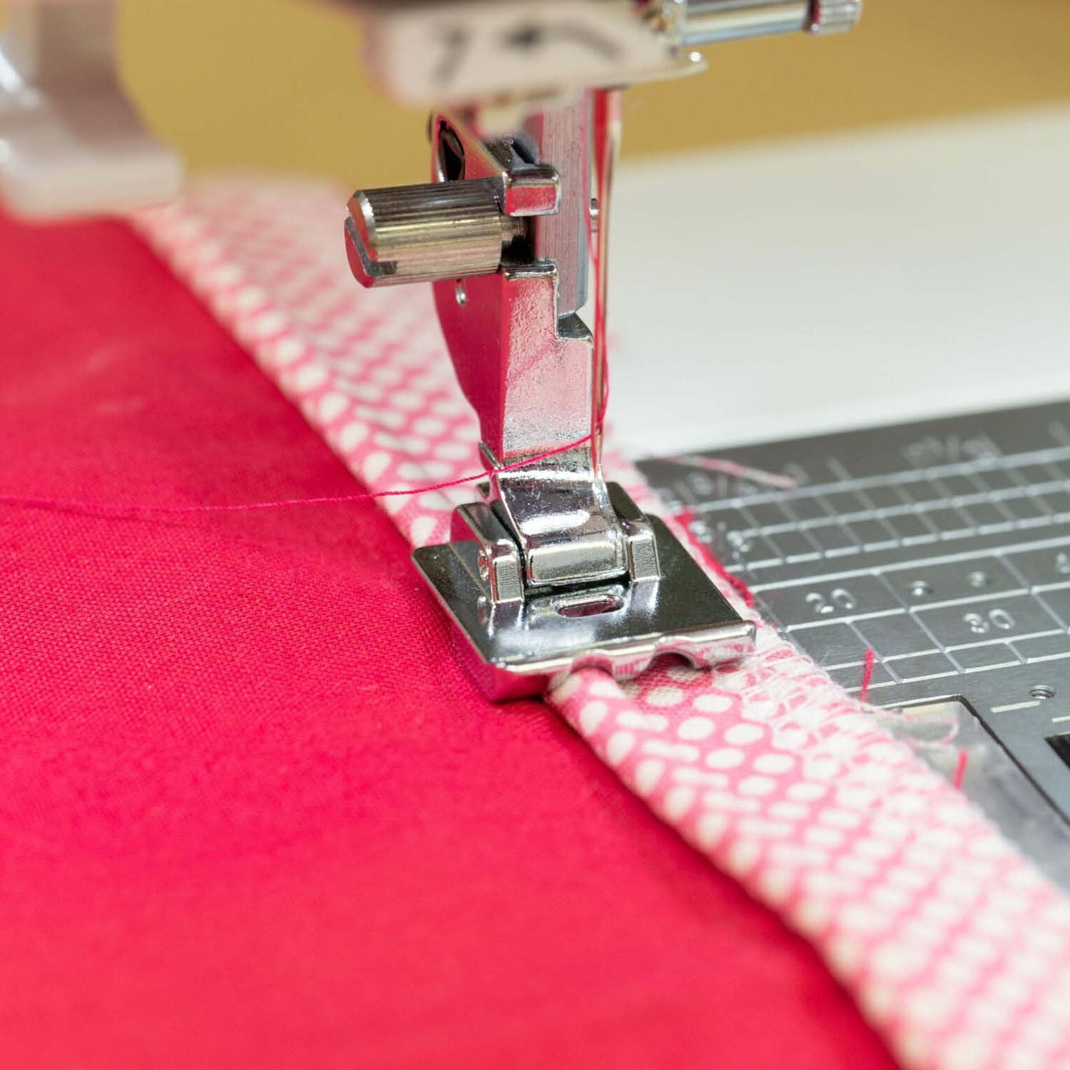 Elna eXcellence 680+