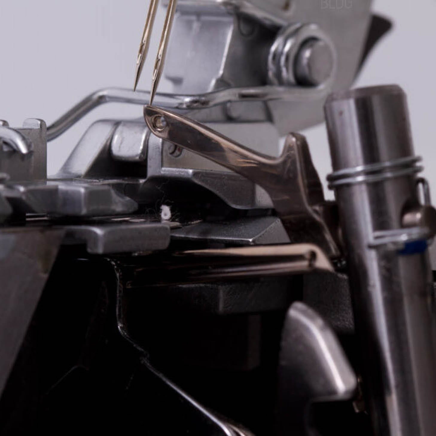 Juki Overlock MO-654DE